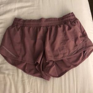 Lululemon Hotty Hot Low-Rise Shorts 2.5